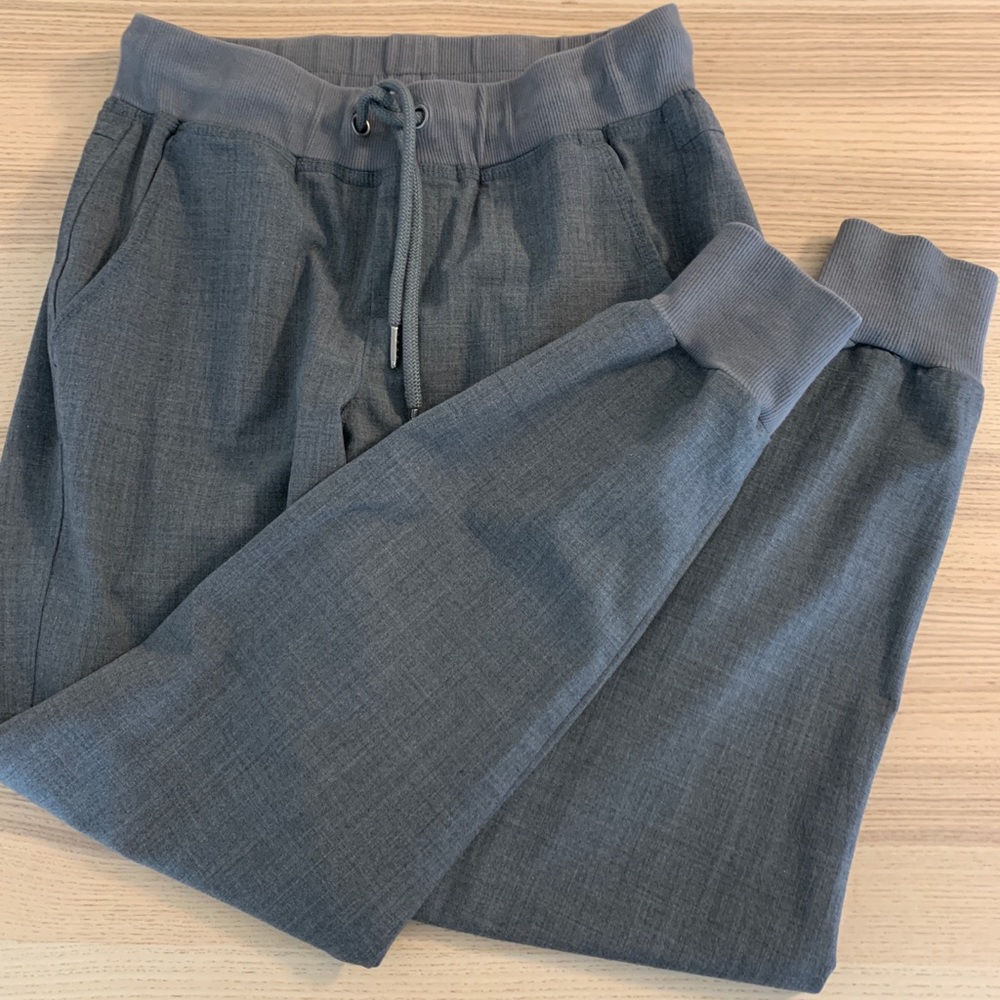 ATHLETA GRAY JOGGERS (size 0)